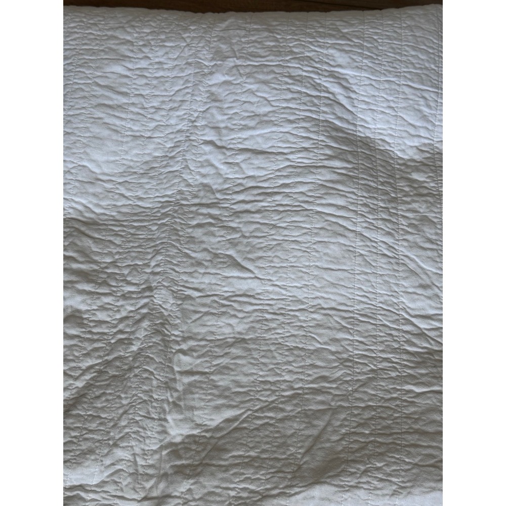 Threshold White Quilted Cotton Blanket Textured Channel Stitch Coverlet - Picture 4 of 4